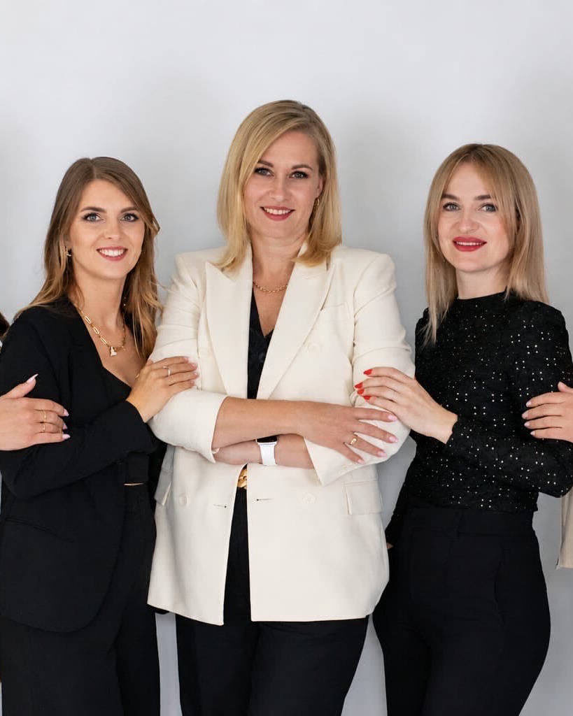Das Team von NF Beauty in Leverkusen: Jessica, Nadja und Liubov